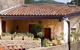 Gîte Le Galta - Maison entiére tout équipée, 2 chambres, SdB avec bain à remous, terrasse privative